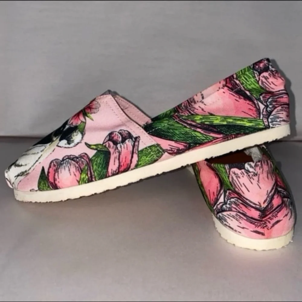 Groove bags Pink floral pug slip-ons loafer style women’s 7.5 shoes - Picture 3 of 7